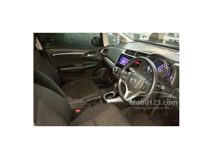 Jual Mobil  Honda  Jazz  2021 RS Limited Edition 1 5 di 