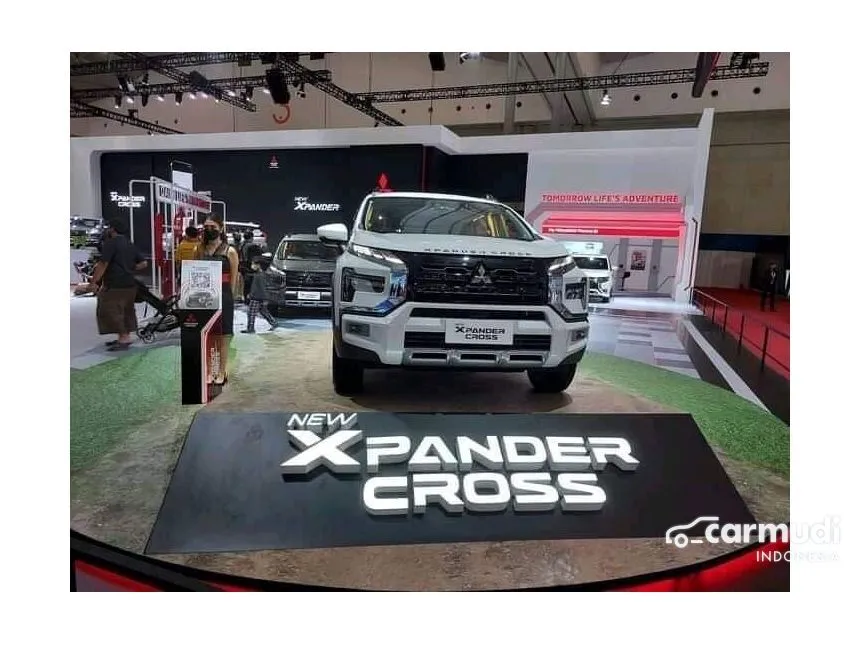 Jual Mobil Mitsubishi Xpander 2024 CROSS 1.5 di Banten Automatic Wagon Putih Rp 280.000.000