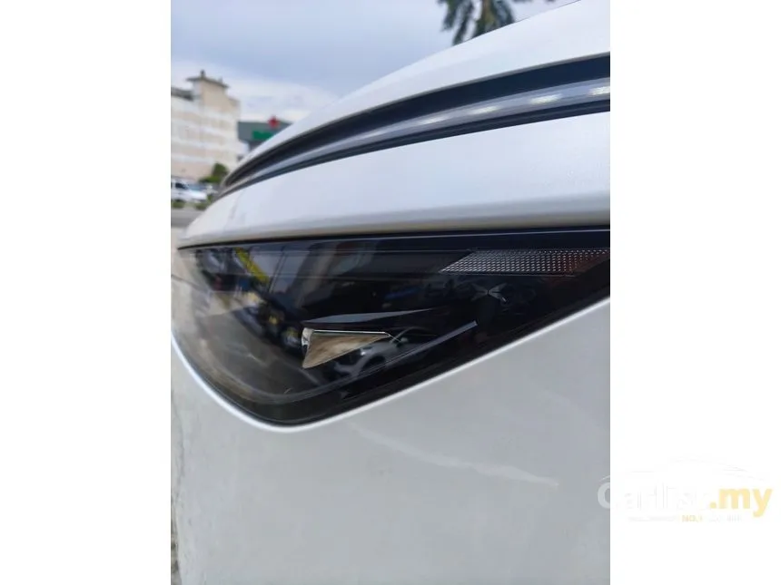 2025 XPeng X9 Standard Range Pro MPV