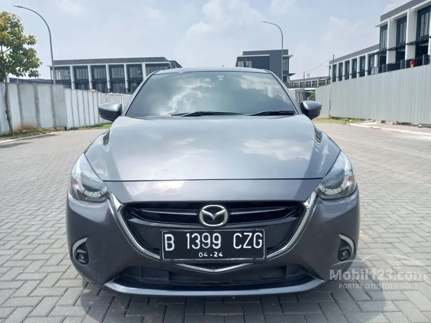 Jual Mobil Mazda 2 2018 GT 1.5 di Banten Automatic Hatchback Abu