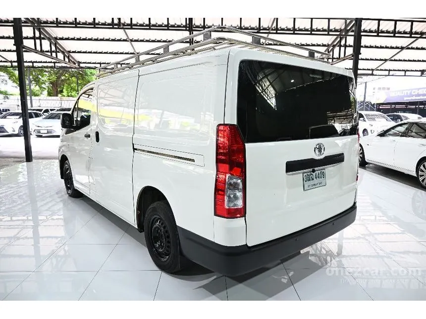 2021 Toyota HIACE Eco Van