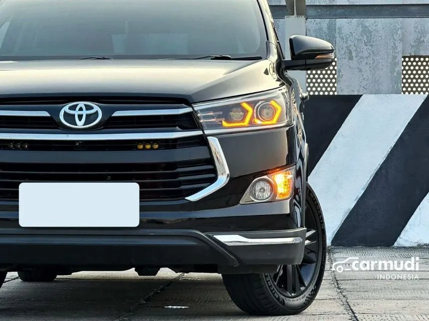 2019 Toyota Innova Venturer Wagon