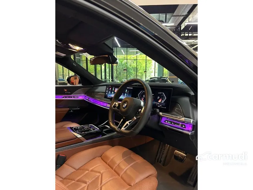 2024 BMW 735i M Sport Sedan