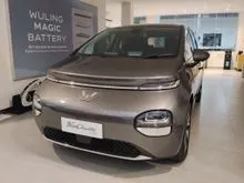 2025 Wuling Cloud 0.0 EV 460KM Hatchback