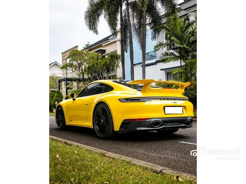 2022 Porsche 911 Carrera GTS Coupe