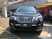 2018 Nissan Terra 2.5 VL,Low km nopol Bandung