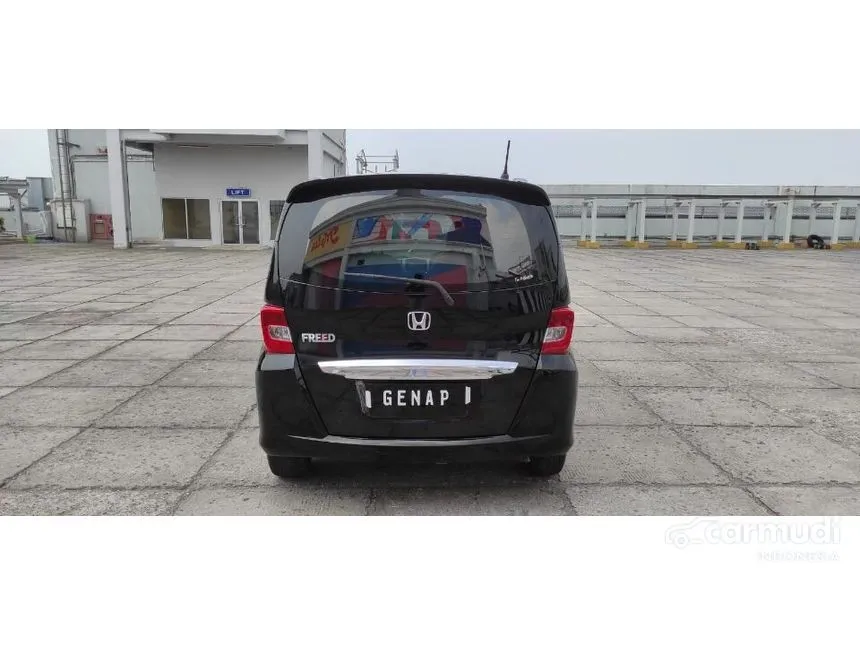 2012 Honda Freed E MPV