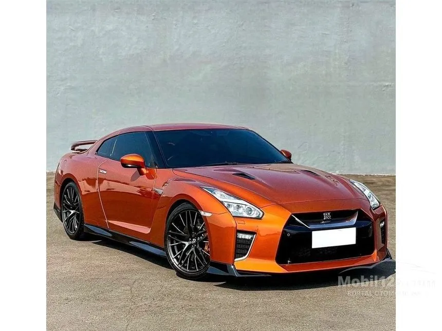 2022 Nissan GT-R Recaro Edition Coupe