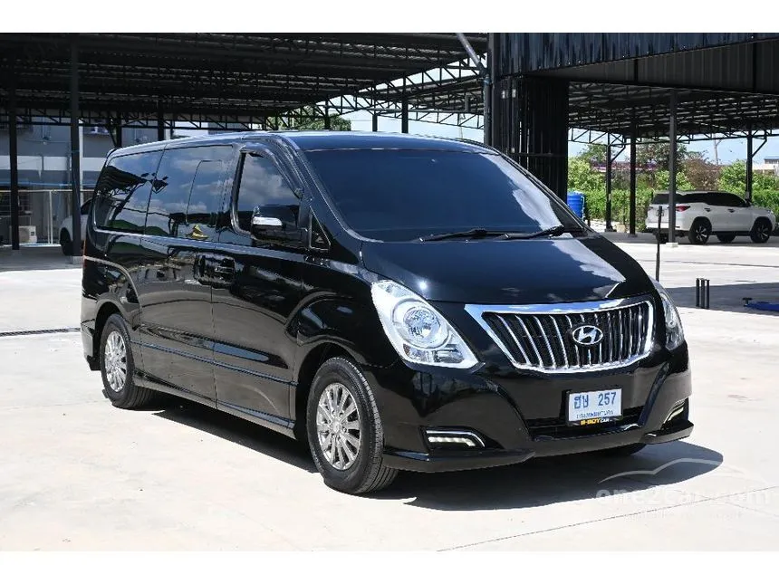 2018 Hyundai H-1 Elite Van