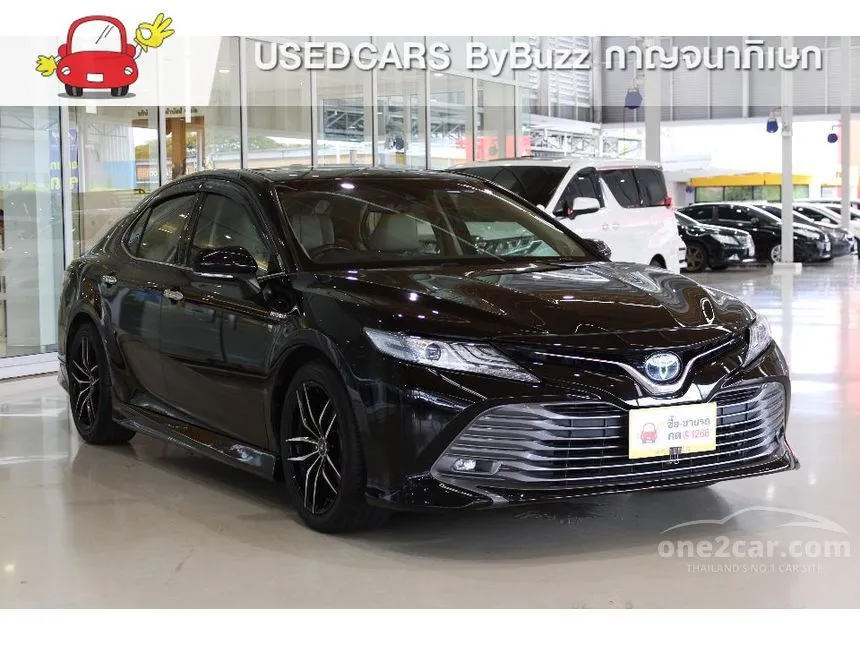 2019 Toyota CAMRY Hybrid Premium Sedan