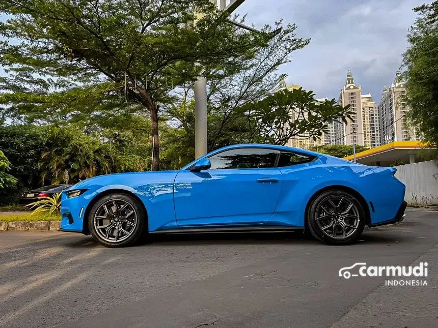 2025 Ford Mustang EcoBoost Fastback