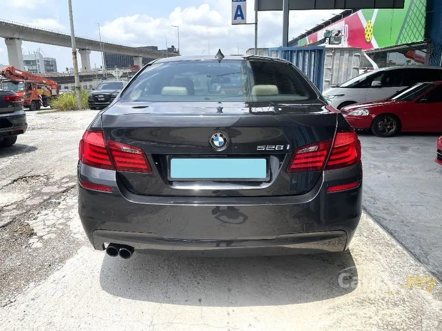 2012 BMW 528i - Sedan