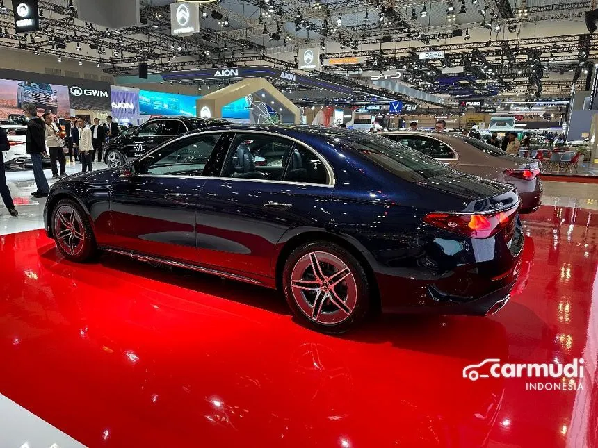 2025 Mercedes-Benz E300 AMG Line Sedan