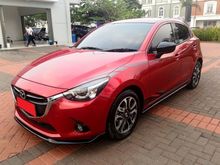 Cari mobil baru bekas untuk dijual di Indonesia 