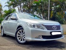 2012 Toyota Camry 2.5 V Sedan silver pajak panjang siap pakai