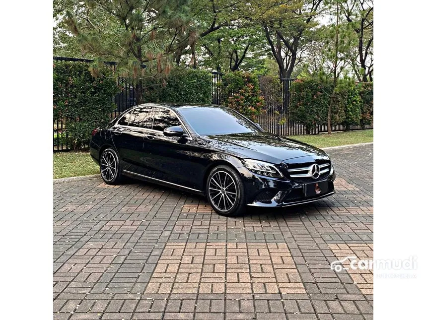 2019 Mercedes-Benz C200 EQ Boost Sedan