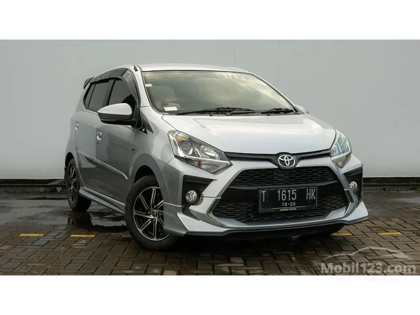 Jual Mobil Toyota Agya 2021 GR Sport 1.2 di DKI Jakarta Manual Hatchback Silver Rp 130.000.000