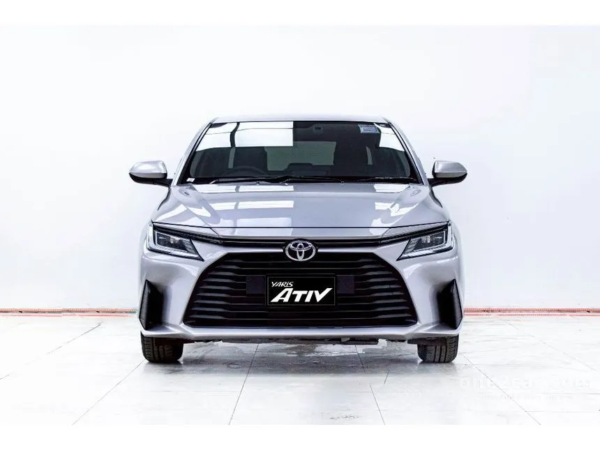 2024 Toyota Yaris Ativ Sport Sedan
