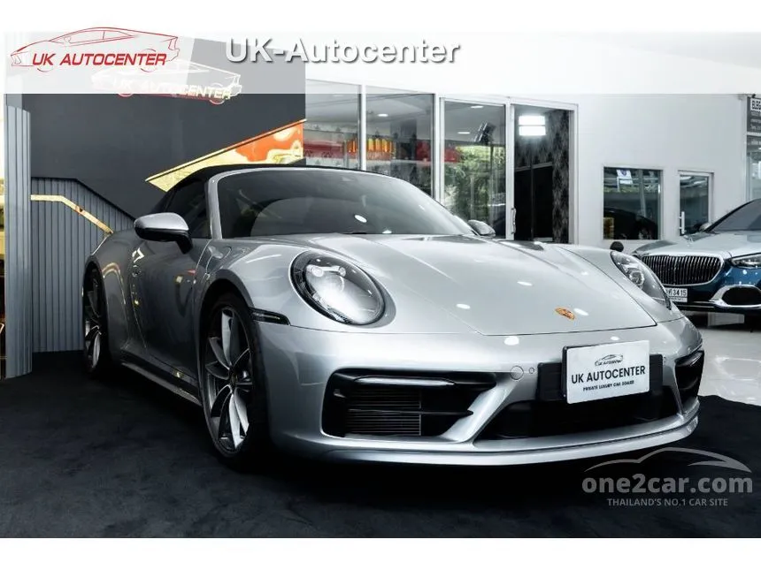 2024 Porsche 911 Targa 4 Convertible