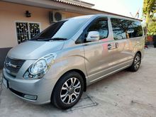 2011 Hyundai H-1 2.5 (ปี 08-17) Maesto Deluxe Van AT