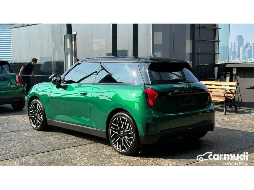 2024 MINI Cooper S Electric Resolute Edition 3 Door Hatchback