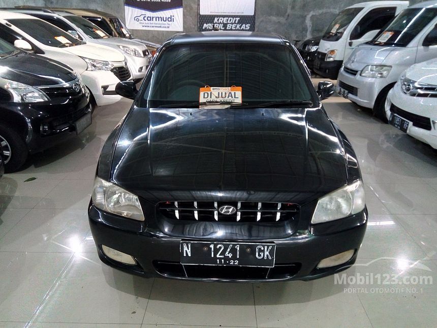 Jual Mobil Hyundai Accent Verna 2002 GLS 1.5 di Jawa Timur 