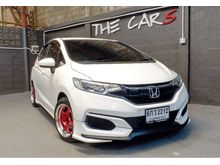 2017 Honda Jazz 1.5 (ปี 14-18) S i-VTEC Hatchback AT