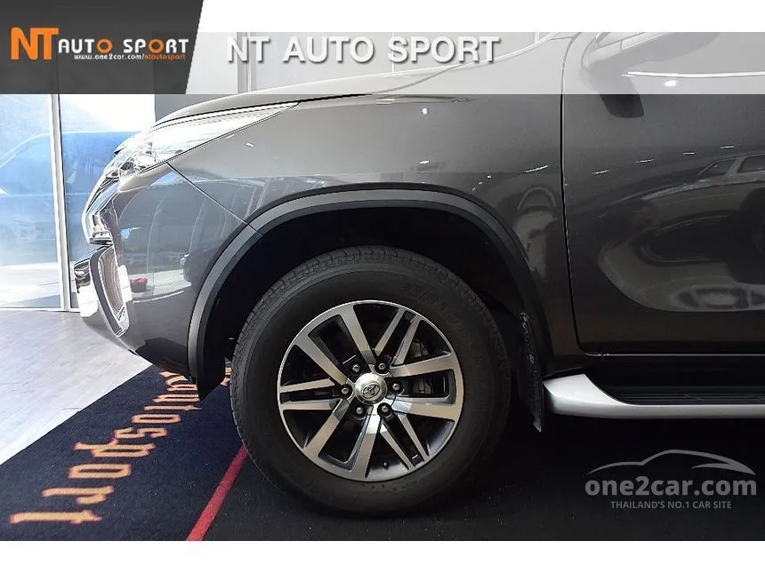 2017 Toyota FORTUNER V SUV