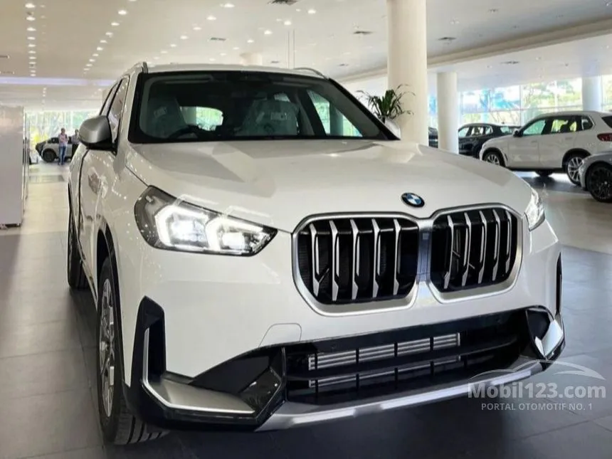 Jual Mobil BMW X1 2024 sDrive18i xLine 1.5 di DKI Jakarta Automatic SUV Putih Rp 985.000.000