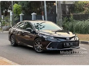 2022 Toyota Camry 2.5 V (Premium Color) Sedan