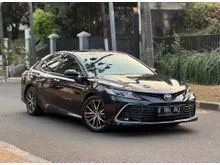 2022 Toyota Camry 2.5 V (Premium Color) Sedan - UNIT GRESSS SERVICE RECORD - PAJAK PANJANG - NO PR SIAP PAKAI