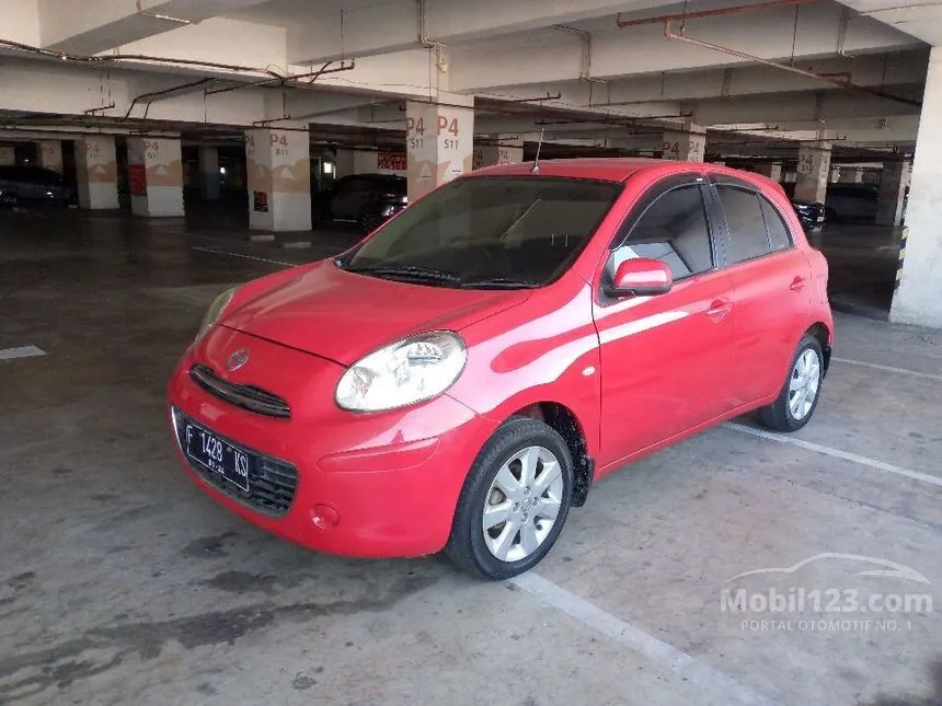 Jual Mobil Nissan March 2013 XS 1.2 di DKI Jakarta Automatic Hatchback Merah Rp 82.000.000