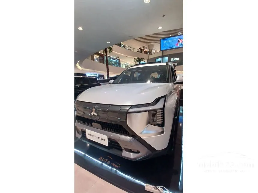 2026 Mitsubishi Destinator Ultimate SUV
