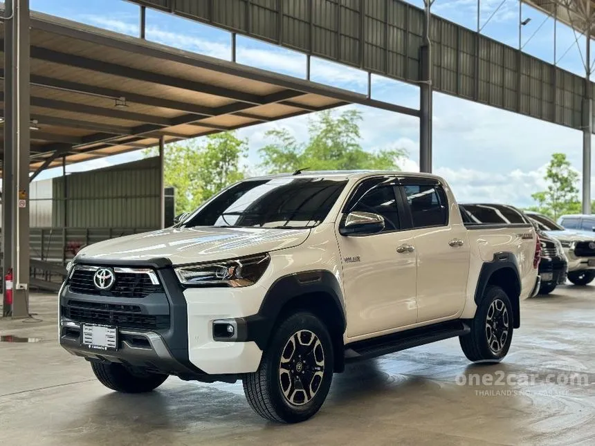2022 Toyota HILUX REVO Prerunner Mid Double Cab Pickup