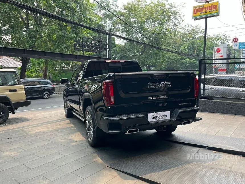 2024 GMC Sierra 1500 V8 Denali Ultimate Dual Cab Pickup