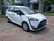 Jual Mobil Toyota Sienta 2016 E 1.5 di Yogyakarta Manual MPV Putih Rp 125.000.000