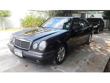 1998 Mercedes-Benz 230E 2.3 W124 (ปี 85-96) Classic Sedan AT