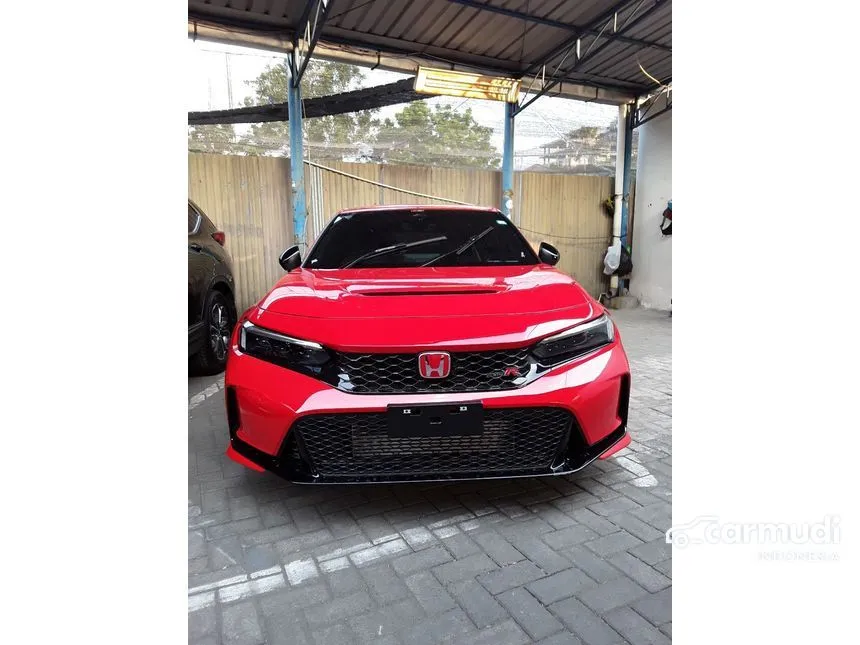 Jual Mobil Honda Civic 2023 Type R 2.0 di Jawa Timur Manual Hatchback Merah Rp 1.380.800.000