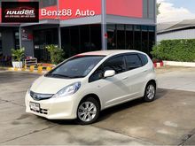 2012 Honda Jazz 1.3 (ปี 08-14) Hybrid Hatchback AT