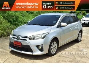 2015 Toyota YARIS 1.2 E Hatchback