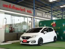 2014 Honda JAZZ 1.5 (ปี 14-22) SV Hatchback