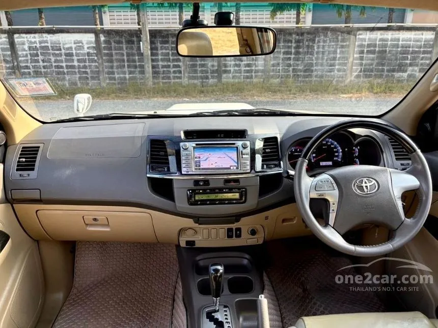 2013 Toyota Fortuner V SUV