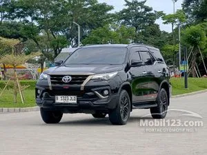 2020 Toyota Fortuner 2.4 VRZ TRD 4X2 SUV