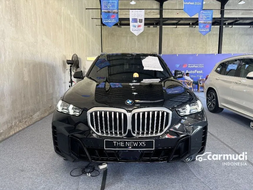 Jual Mobil BMW X5 2024 xDrive40i xLine 3.0 di DKI Jakarta Automatic SUV Marun Rp 1.960.000.000