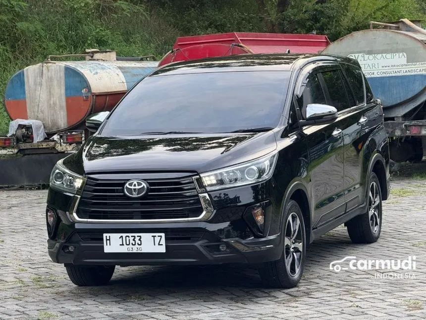 2022 Toyota Kijang Innova Venturer MPV