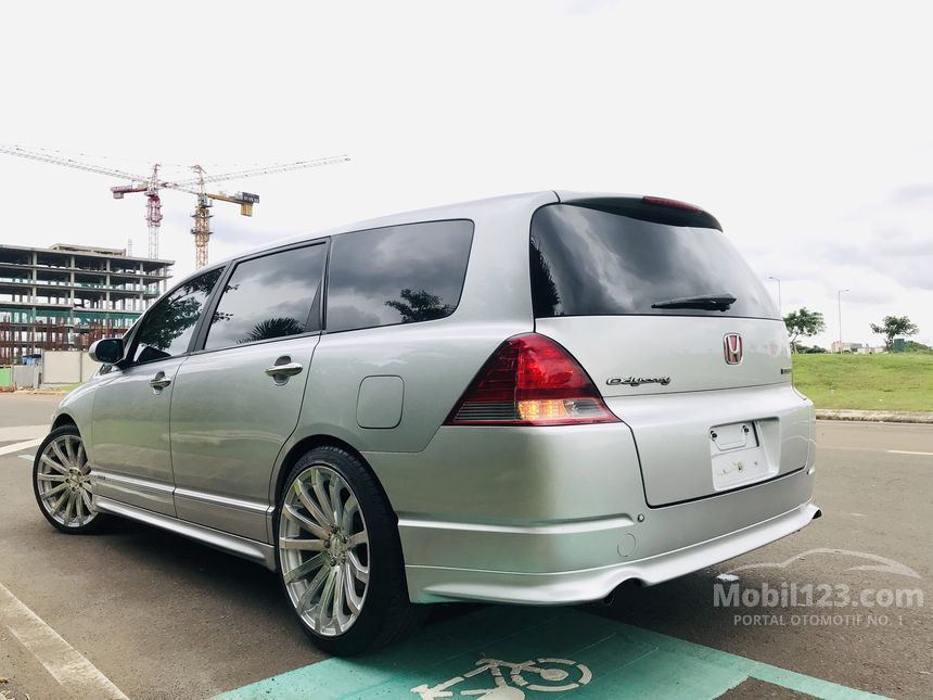  Jual  Mobil Honda  Odyssey  2005  2 4 2 4 di  Banten Automatic 