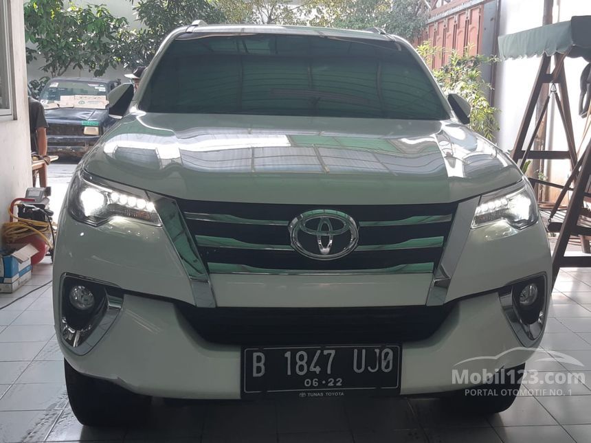 Jual Mobil Toyota Fortuner 2017 VRZ 2.4 di Jawa Barat 