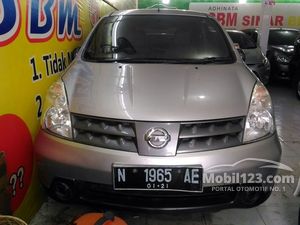 Nissan Grand Livina Mobil Bekas Baru dijual di Malang 