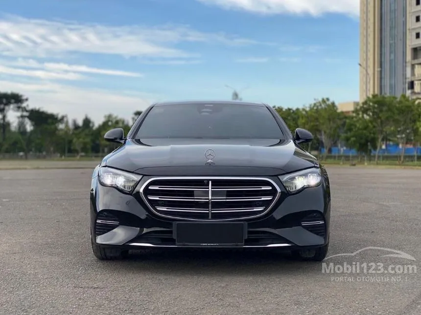 2024 Mercedes-Benz E200 Exclusive Line Sedan