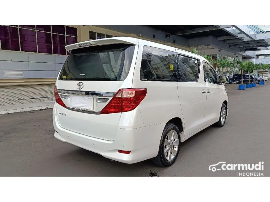 2012 Toyota Alphard X MPV